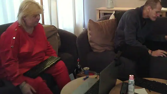 Sylviastar46 online show from 1, 12, 2025