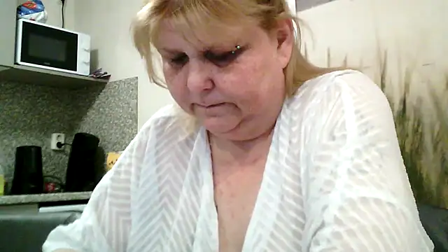 Sylviastar46 online show from 19, 3, 2026