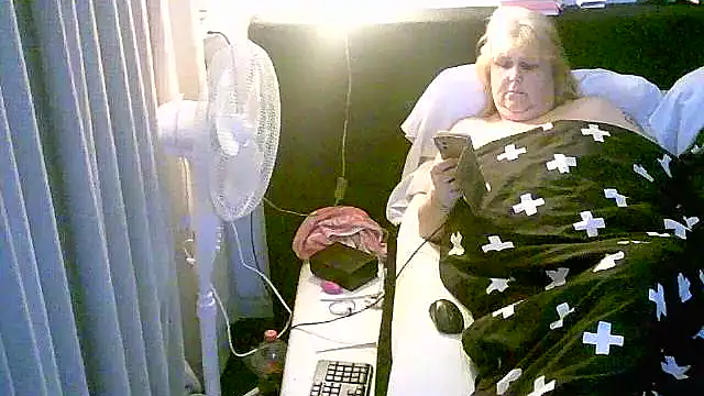 Sylviastar46 online show from 16, 11, 2025