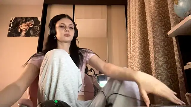 AnGallo online show from 4, 11, 2025