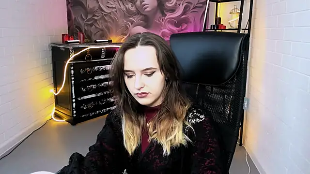 IreneBailey online show from 8, 11, 2025