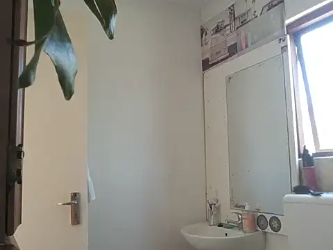 Snowflake OG online show from 17, 11, 2025