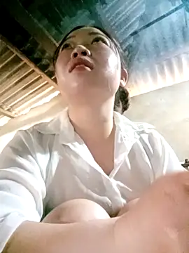 julybe online show from 19, 3, 2026