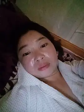 Snapshot of julybe chatting on 15, 6, 2026 julybe online show from 15, 6, 2026