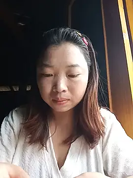 Snapshot of julybe chatting on 16, 7, 2026 julybe online show from 16, 7, 2026
