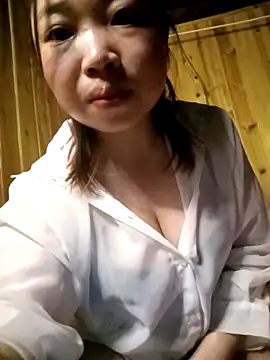 julybe online show from 2, 4, 2026