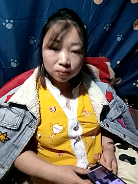 julybe online show from 26, 11, 2025