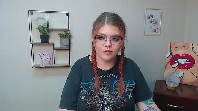 Snapshot of Lina_ri_ chatting on 10, 11, 2025 Lina ri online show from 10, 11, 2025