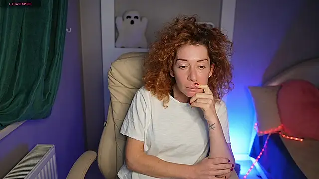 SophieTynes online show from 14, 11, 2025