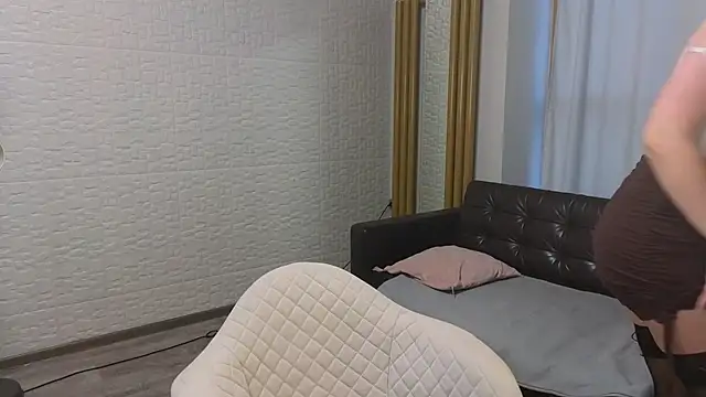 BirdieRivas online show from 30, 11, 2025