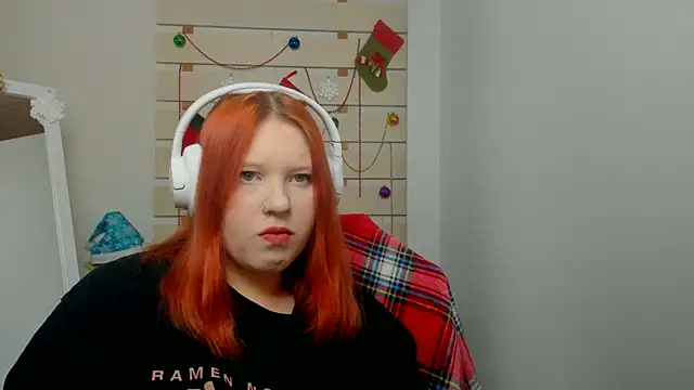 FoxPlayXX online show from 4, 12, 2025