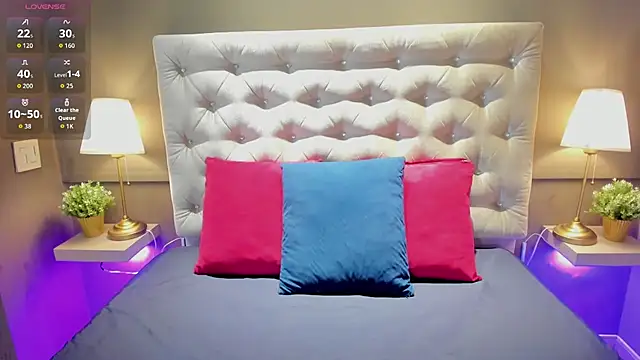 KaylaPrince  online show from 21, 11, 2025