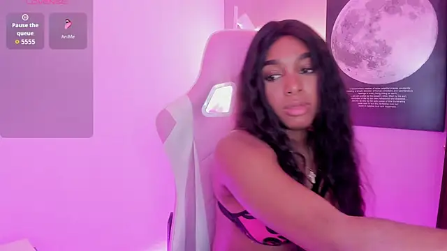 KaylaPrince  online show from 13, 11, 2025