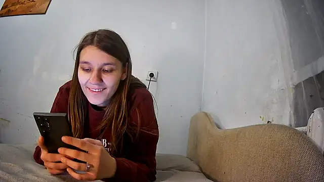 Zizi Zuzu online show from 20, 11, 2025