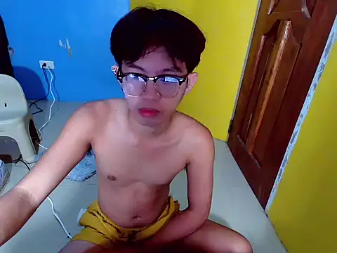 Snapshot of newcummersxx chatting on 25, 2, 2026 newcummersxx online show from 25, 2, 2026