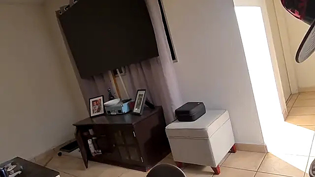 ezrah23 online show from 9, 2, 2026