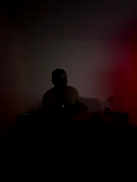 ezrah23 online show from 4, 11, 2025