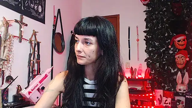 CarrieBurton online show from 20, 11, 2025