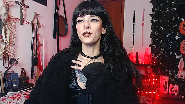 CarrieBurton online show from 4, 11, 2025