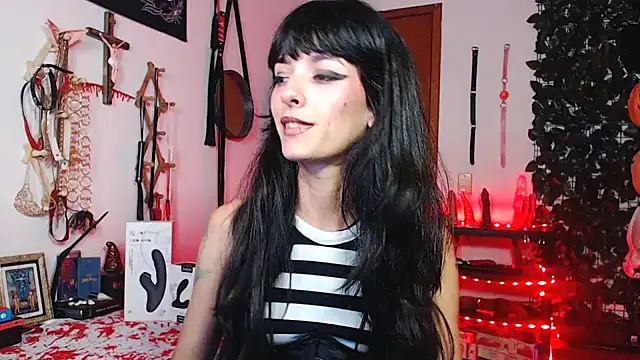 CarrieBurton online show from 7, 11, 2025