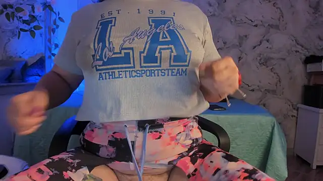 Snapshot of Jiah_Park chatting on 25, 11, 2025 Jiah Park online show from 25, 11, 2025