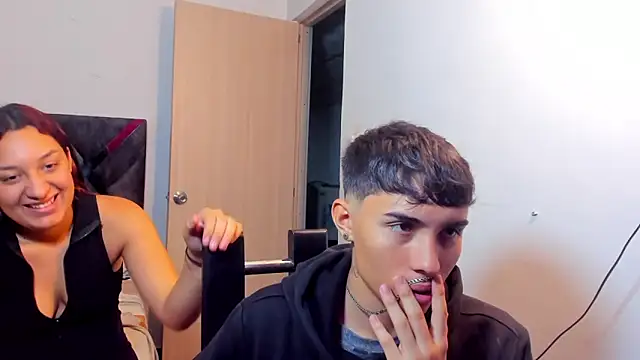 MollyandFher online show from 8, 11, 2025