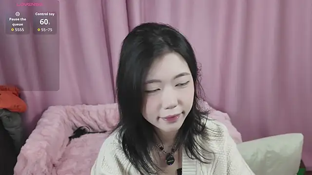 Snapshot of wanoubaobao chatting on 4, 11, 2025 wanoubaobao online show from 4, 11, 2025