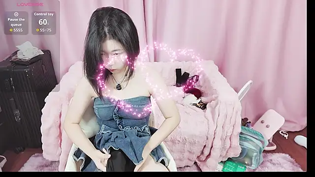 Snapshot of wanoubaobao chatting on 3, 11, 2025 wanoubaobao online show from 3, 11, 2025