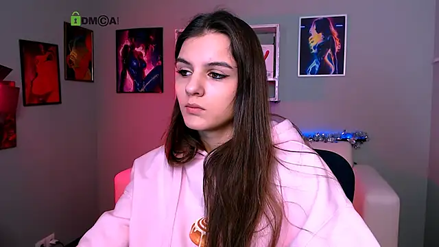 lisa dark  online show from 16, 1, 2026