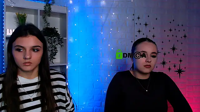 lisa dark  online show from 5, 11, 2025