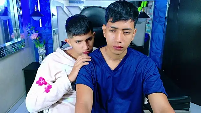 Snapshot of darwinandbrayann chatting on 12, 1, 2026 darwinandbrayann online show from 12, 1, 2026