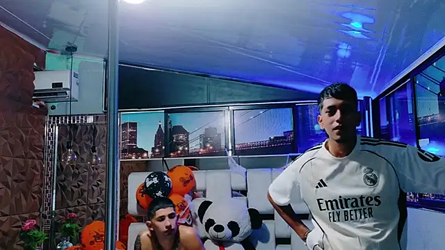 darwinandbrayann online show from 31, 10, 2025