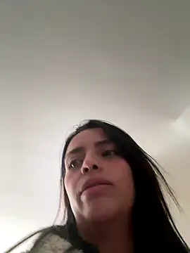 Snapshot of MailynAndNick chatting on 14, 11, 2025 MailynAndNick online show from 14, 11, 2025