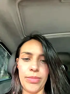 Snapshot of MailynAndNick chatting on 15, 11, 2025 MailynAndNick online show from 15, 11, 2025