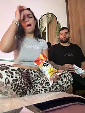 MailynAndNick online show from 3, 2, 2026