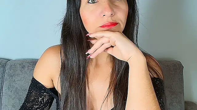 alana pink95 online show from 12, 11, 2025