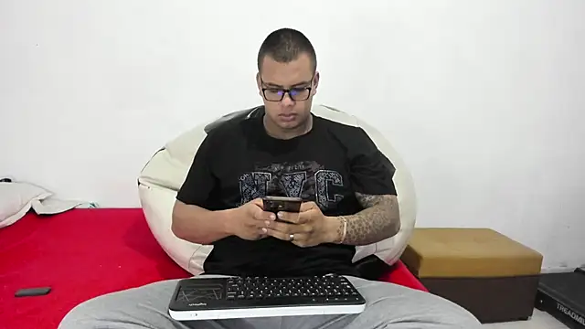 LucassFoster online show from 30, 11, 2025