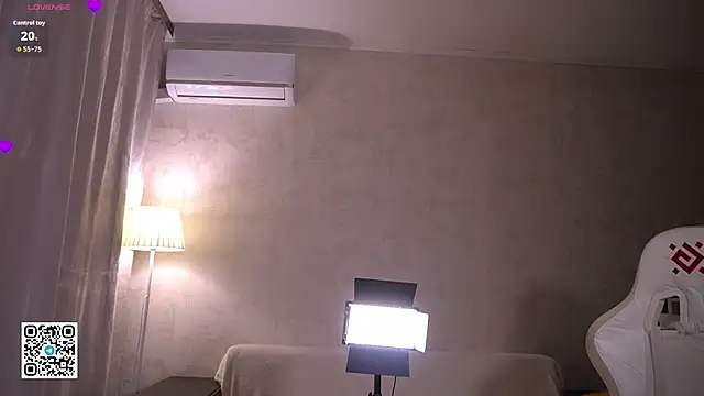 candylolly   online show from 20, 12, 2025