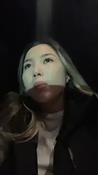 limkiss online show from 25, 11, 2025