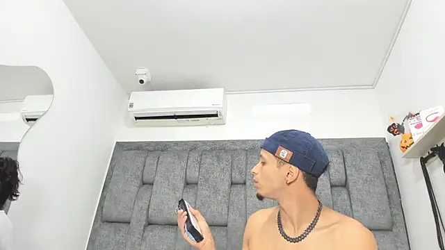 DamianandEva online show from 1, 12, 2025