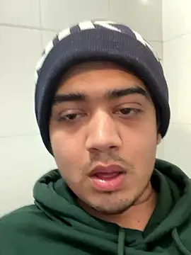 FlashyOcean53 online show from 10, 1, 2026