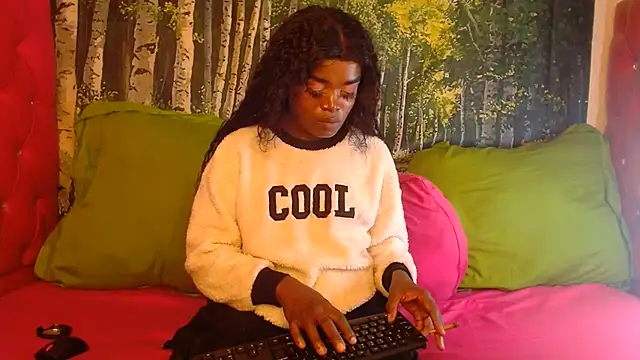 Snapshot of Lucile_Carrie chatting on 21, 7, 2026 Lucile Carrie online show from 21, 7, 2026