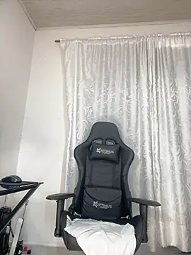 Natural BIGASS Nina online show from 19, 2, 2026