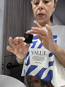 Natural BIGASS Nina online show from 18, 7, 2026