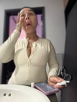 Natural BIGASS Nina online show from 21, 12, 2025