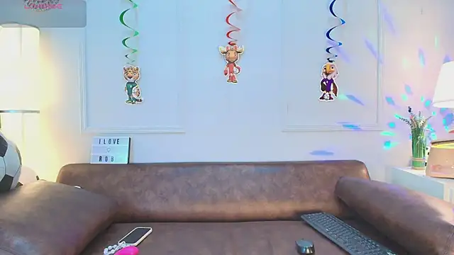 kittyblooms online show from 11, 7, 2026