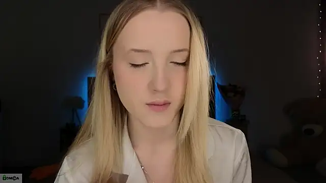 Snapshot of adele_armass chatting on 19, 2, 2026 adele armass online show from 19, 2, 2026