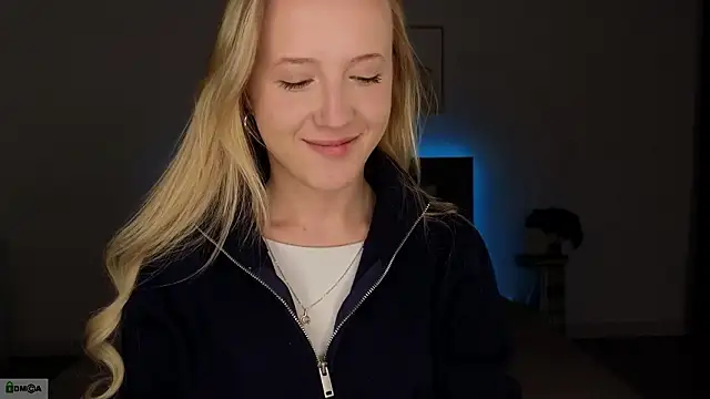 Snapshot of adele_armass chatting on 14, 3, 2026 adele armass online show from 14, 3, 2026