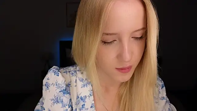 Snapshot of adele_armass chatting on 15, 7, 2026 adele armass online show from 15, 7, 2026
