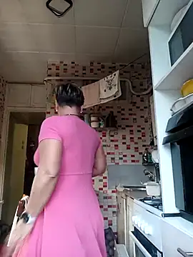 Snapshot of MilkySky chatting on 15, 11, 2025 MilkySky online show from 15, 11, 2025